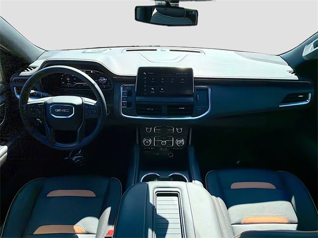 Used 2022 GMC Yukon XL AT4 image 17