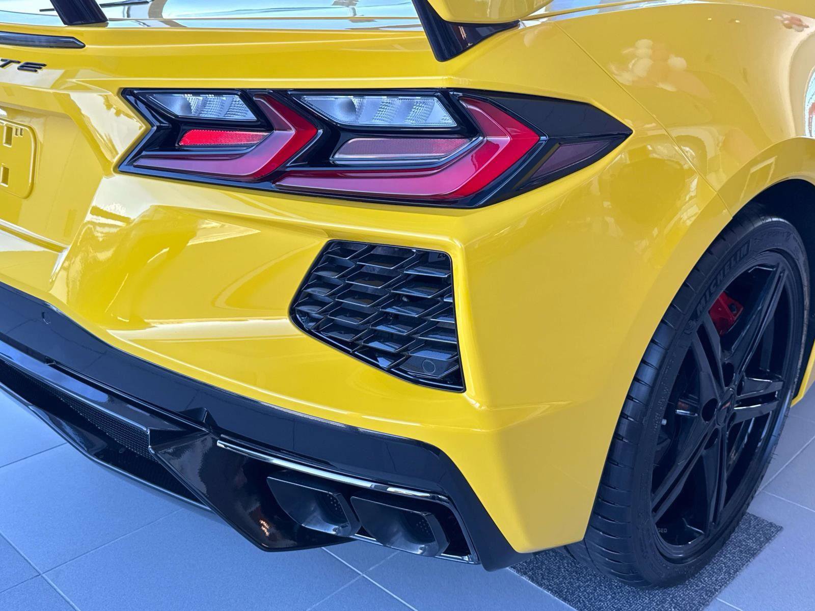 New 2026 Chevrolet Corvette Stingray Coupe w/ Z51 Performance Package image 14