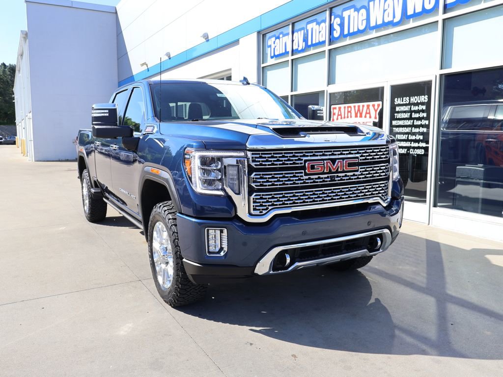 Used 2022 GMC Sierra 2500 Denali w/ Denali Ultimate Package AWD/4WD image 2