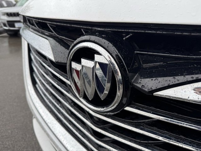 Used 2024 Buick Enclave Premium image 7