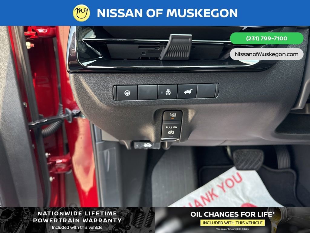 New 2025 Nissan Murano SL image 14