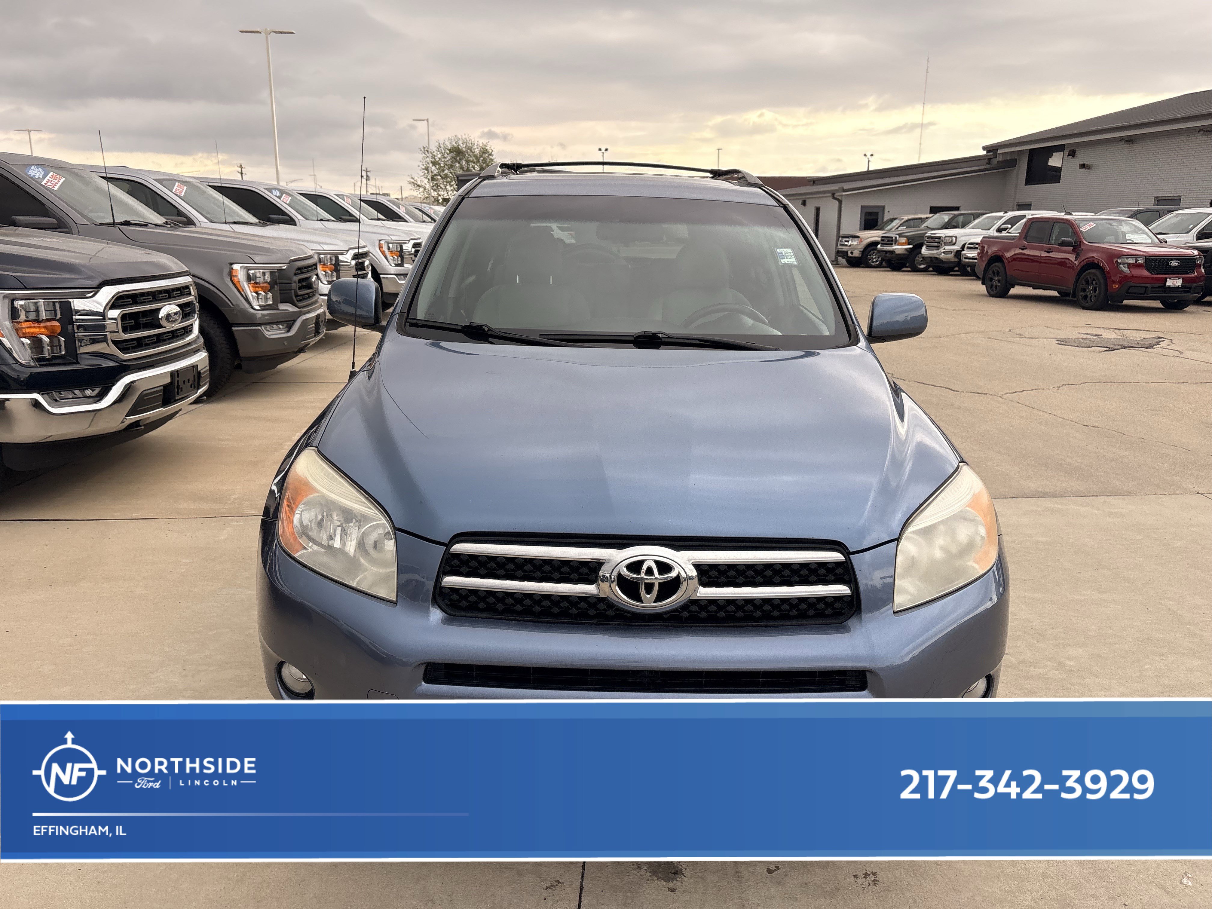 Used 2008 Toyota RAV4 Limited image 1
