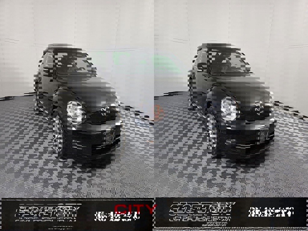 Used 2014 Volkswagen Beetle TDI image 3