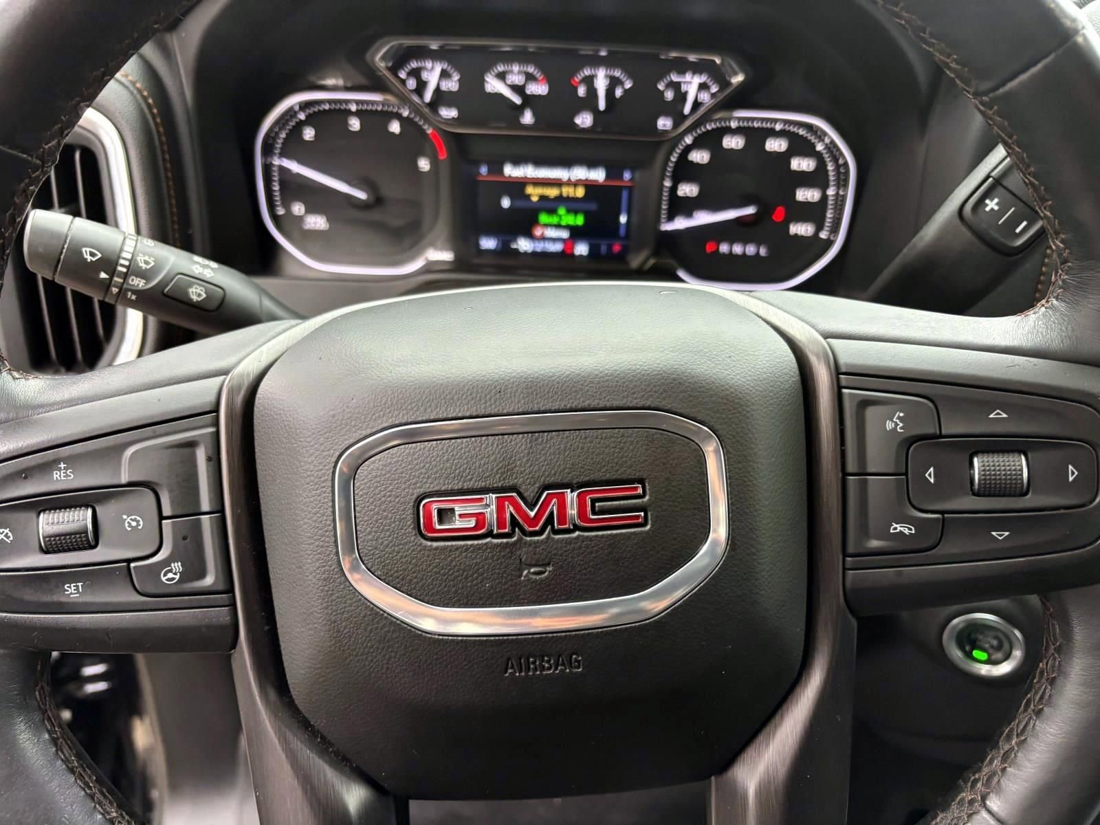 Used 2022 GMC Sierra 3500 AT4 image 16