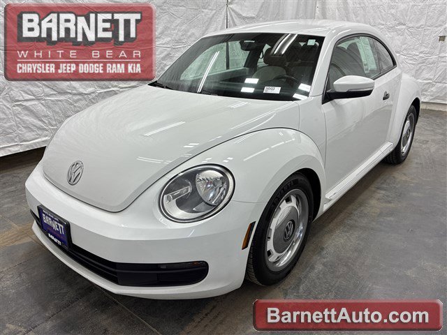 Used 2015 Volkswagen Beetle 1.8T Classic FWD image 1