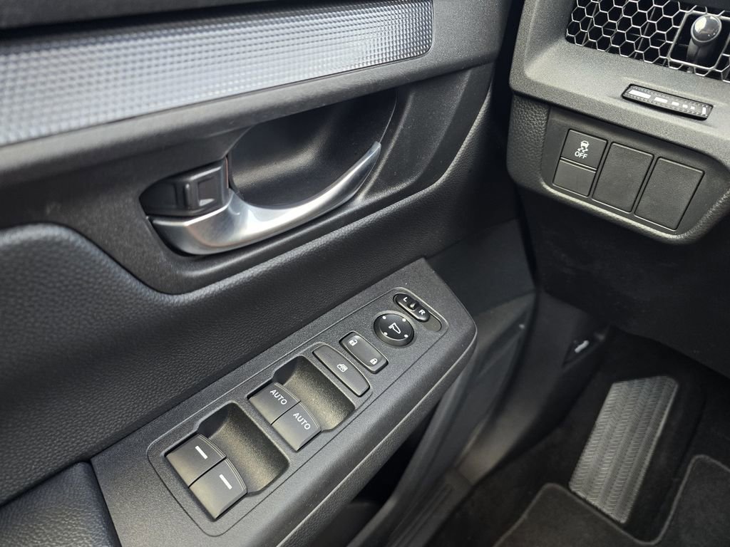 Certified 2025 Honda CR-V Sport image 21
