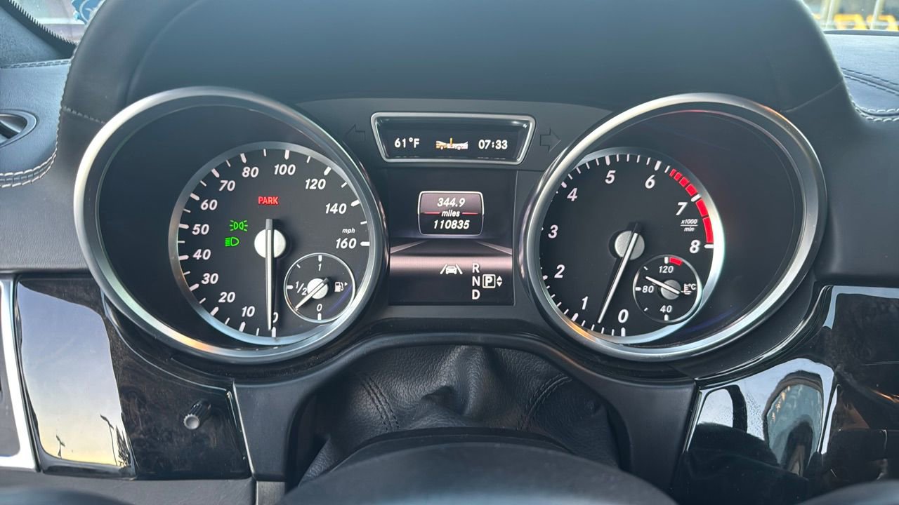 Used 2013 Mercedes-Benz GL 550 4MATIC image 4