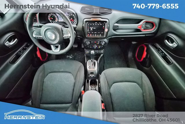 Used 2023 Jeep Renegade Trailhawk image 12