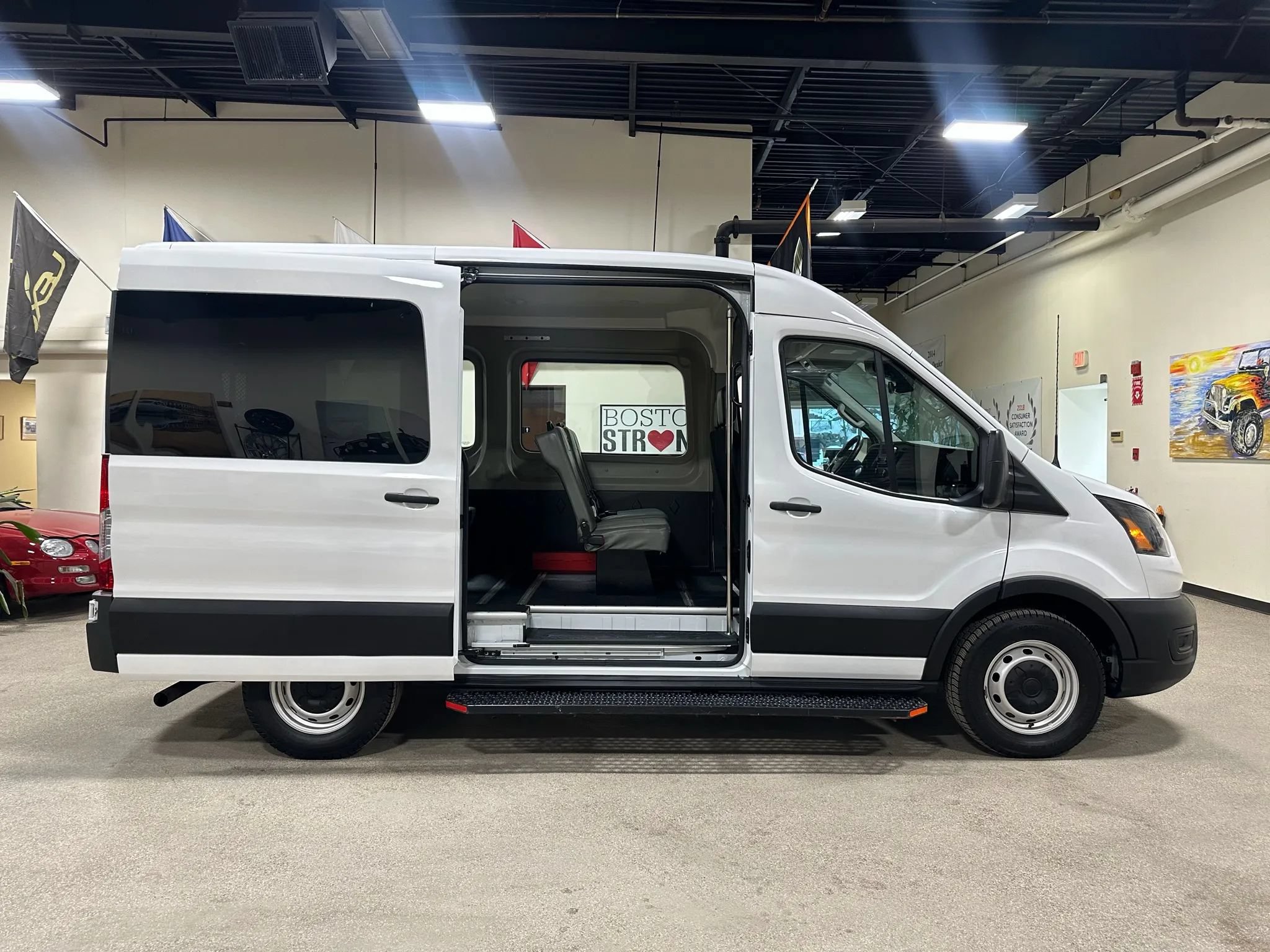 Used 2020 Ford Transit 150 Medium Roof RWD image 15