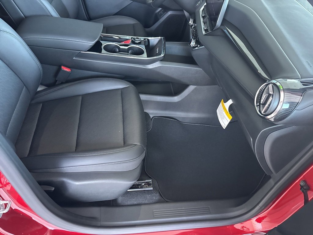 New 2026 Chevrolet Equinox LT w/ Convenience Package II image 31