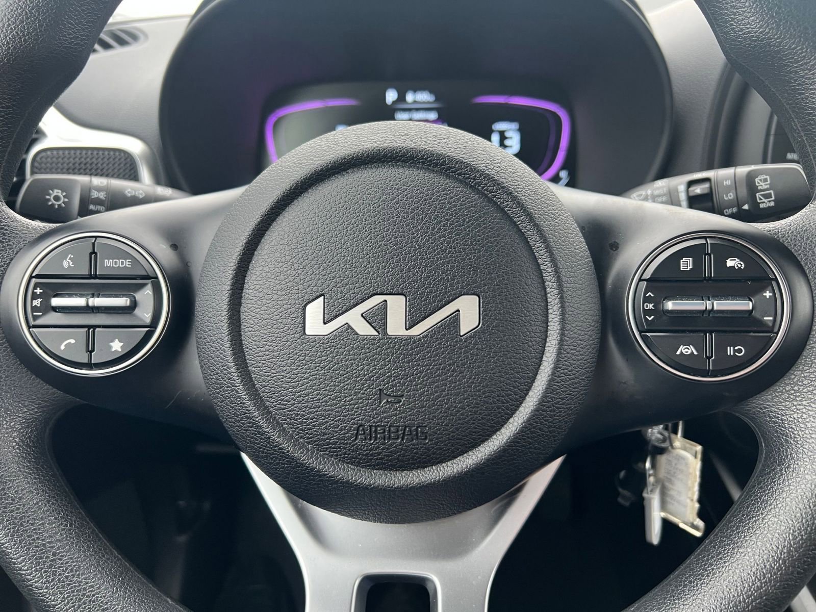 Used 2025 Kia Soul LX w/ LX Technology Package image 25