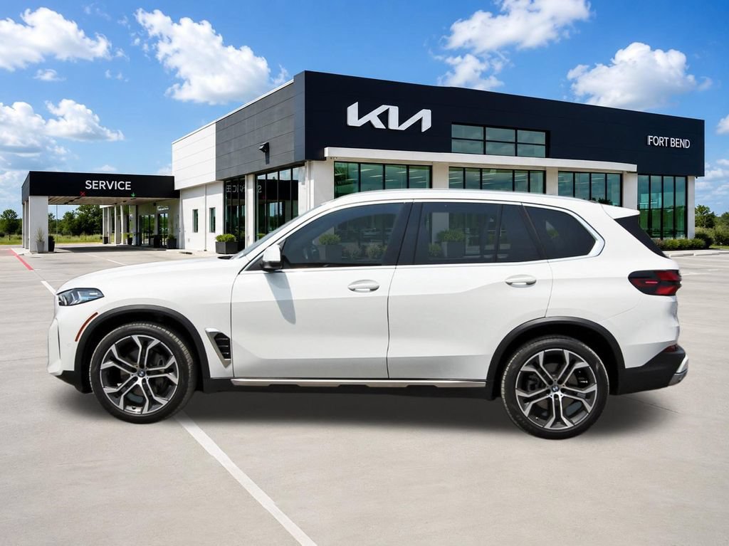 Used 2025 BMW X5 sDrive40i w/ Parking Assistance Package RWD image 8