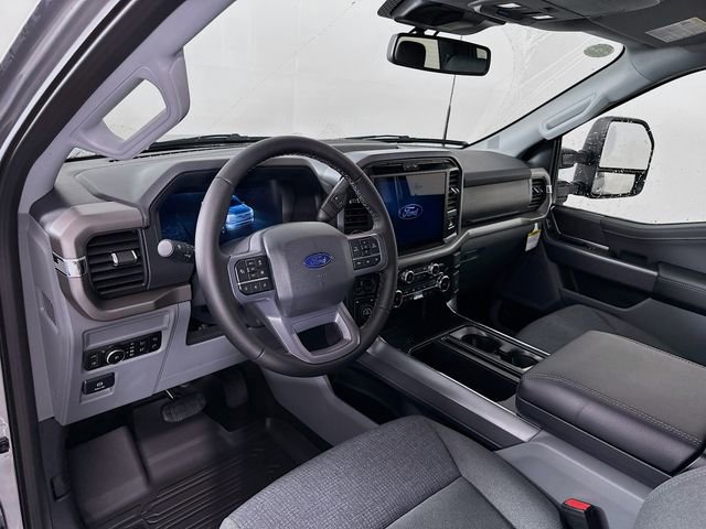 New 2025 Ford F150 XLT image 13