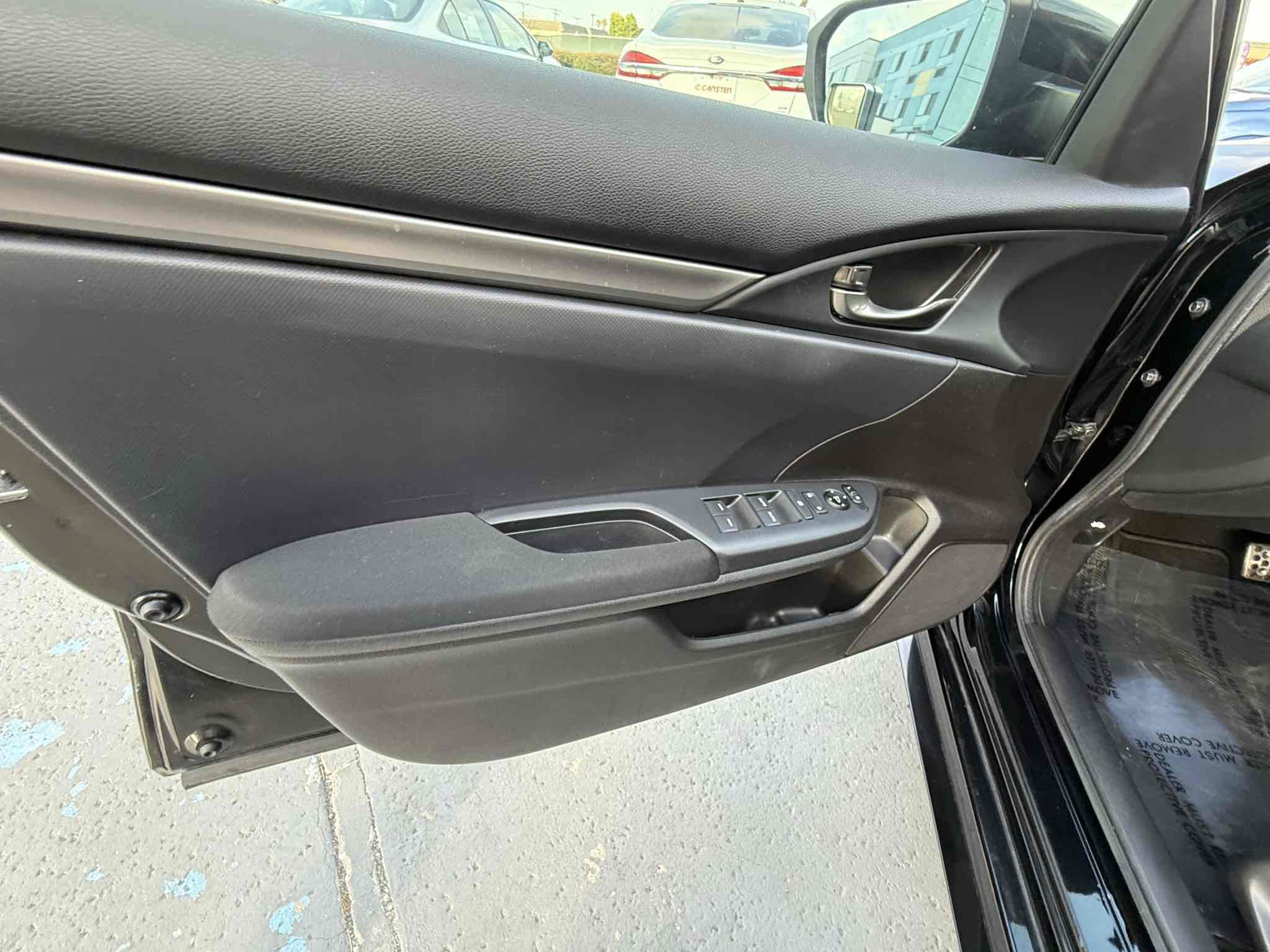 Used 2018 Honda Civic Sport image 75