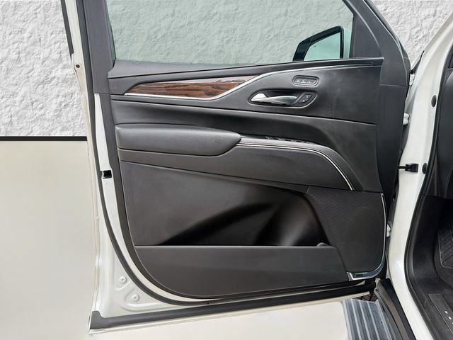 Used 2023 Cadillac Escalade ESV Sport Platinum AWD/4WD image 23