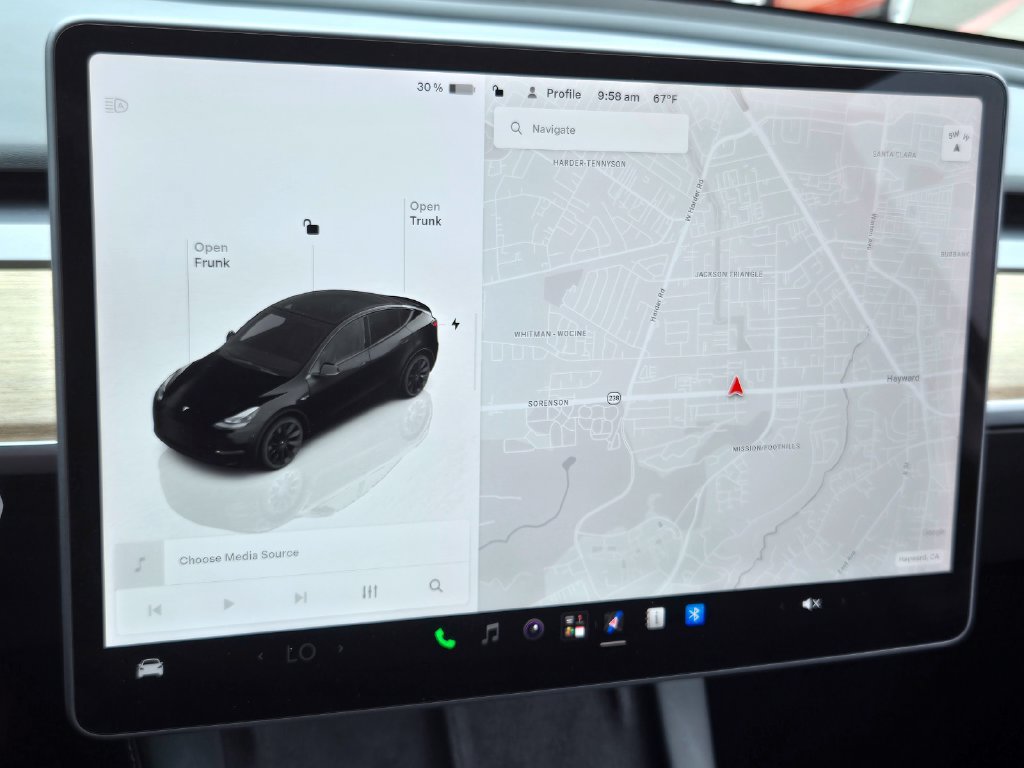 Used 2023 Tesla Model Y 2WD image 19