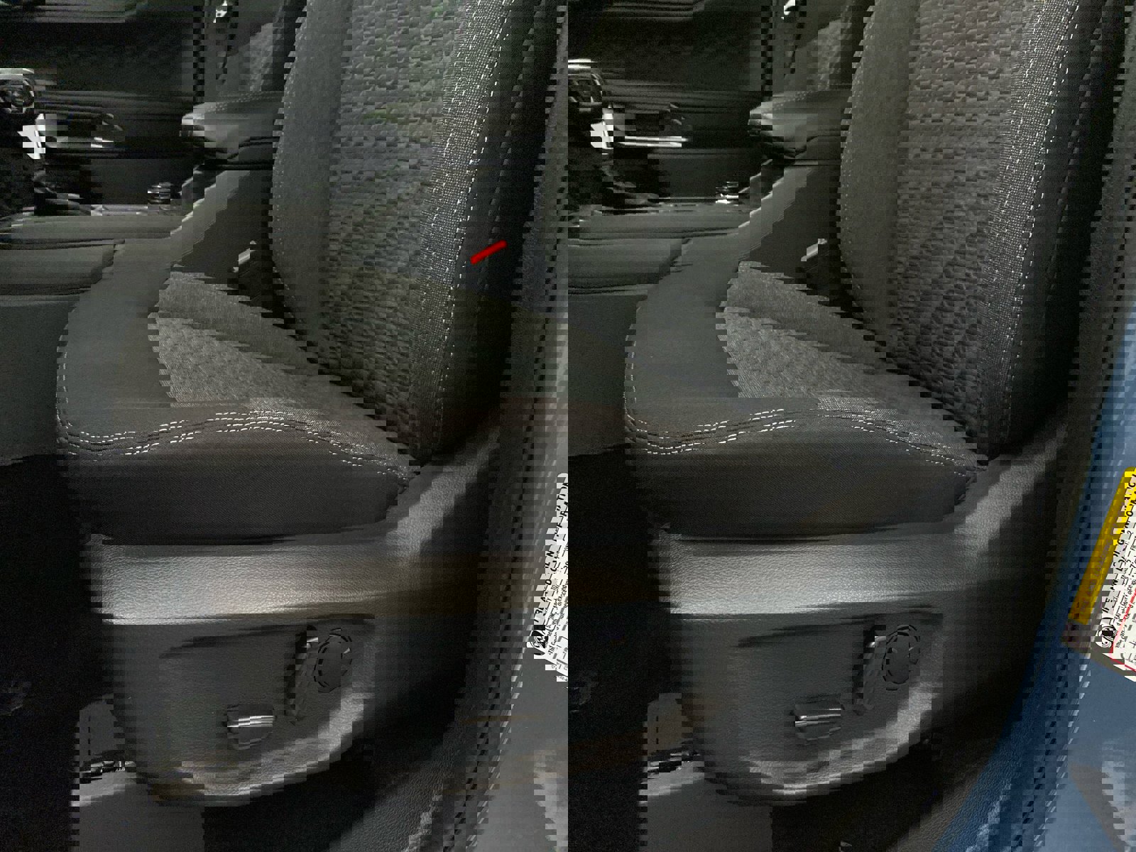 New 2025 Ford Ranger XLT w/ Equipment Group 301A High image 16