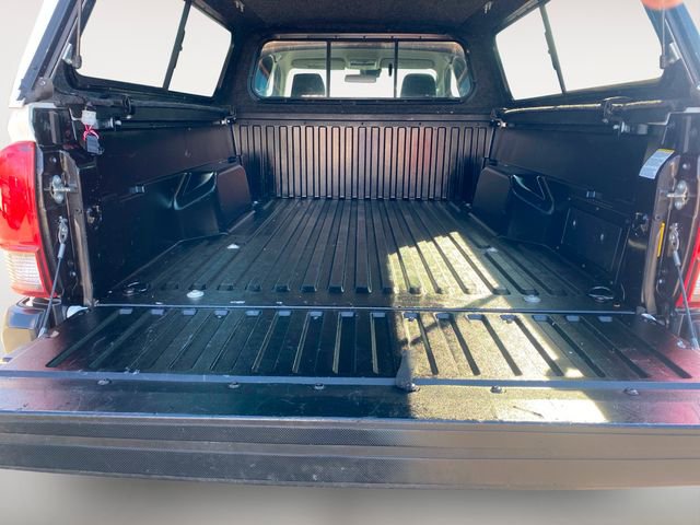 Used 2019 Toyota Tacoma SR w/ Exterior Package image 29