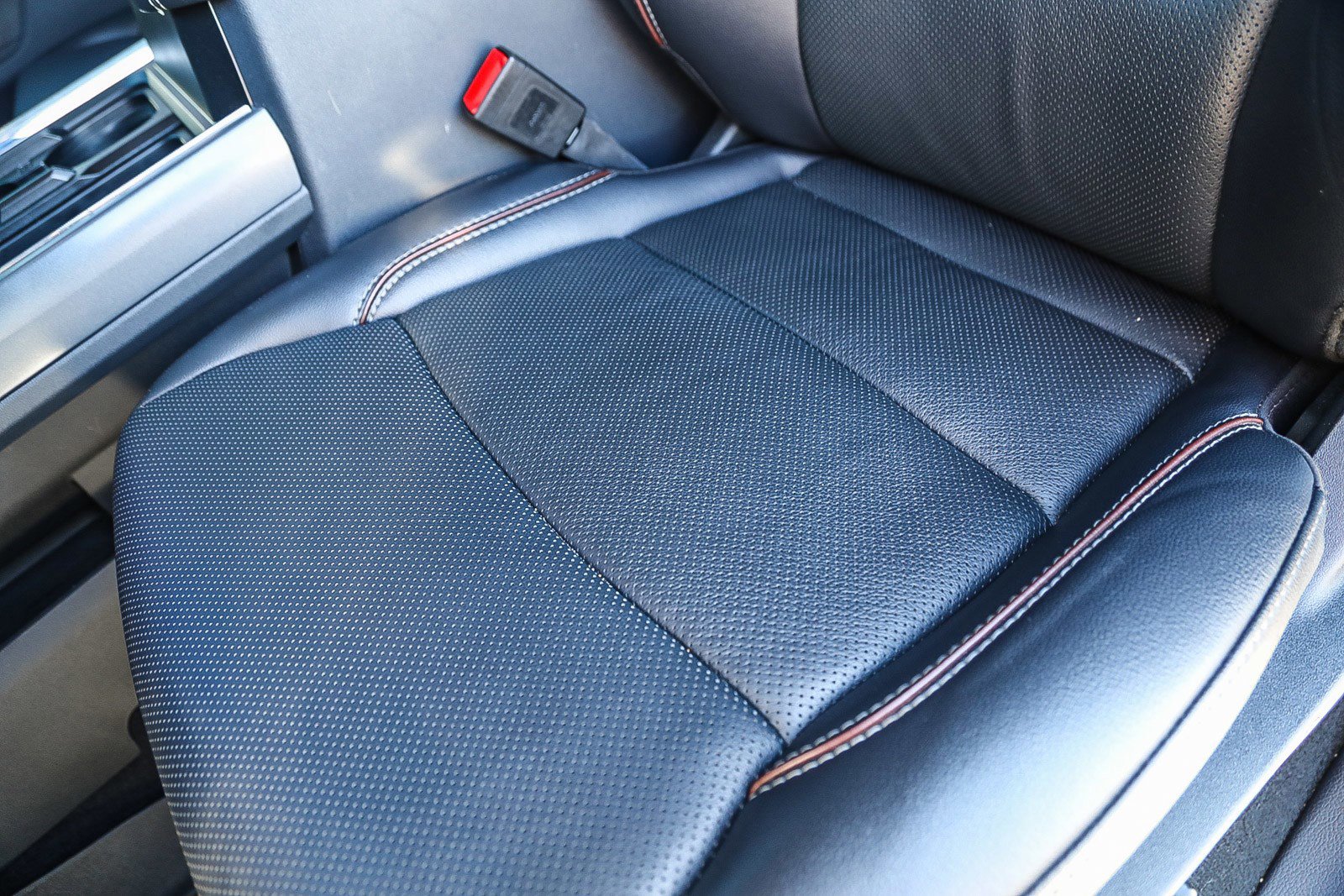 Used 2024 Ford F350 Lariat w/ Lariat Ultimate Package image 24