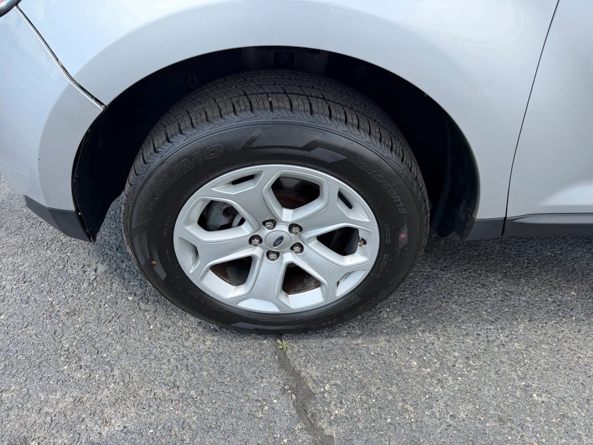 Used 2014 Ford Edge SE w/ Equipment Group 101A AWD/4WD image 18