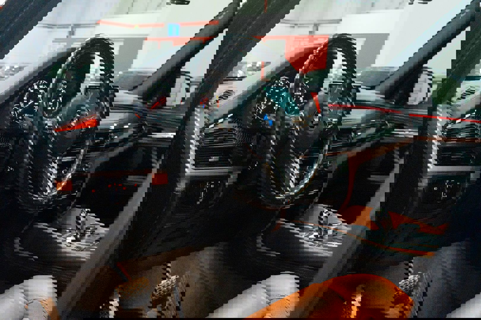 Used 2016 BMW X5 M image 18