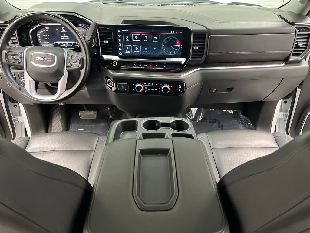 Used 2025 GMC Sierra 1500 SLT AWD/4WD image 36