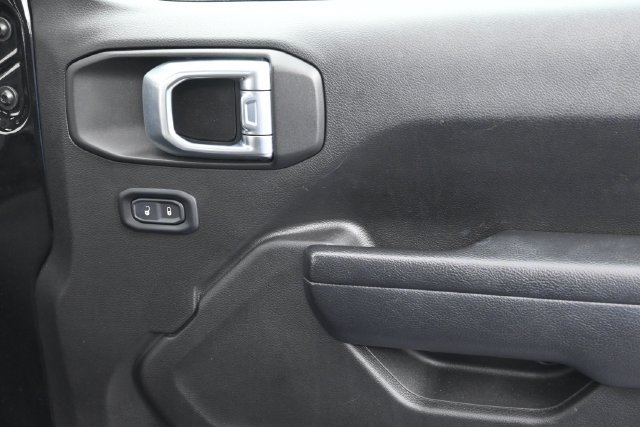 Used 2025 Jeep Wrangler Unlimited Sport AWD/4WD image 34