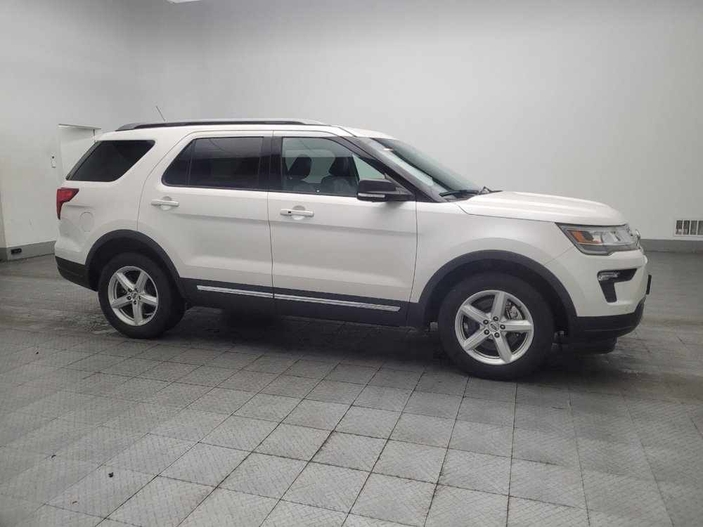 Used 2019 Ford Explorer XLT w/ Equipment Group 202A FWD image 11