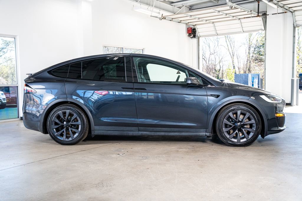 Used 2024 Tesla Model X image 5