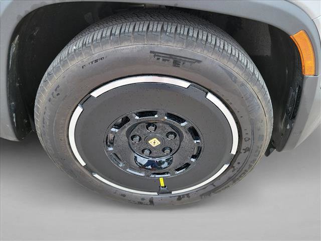 Used 2025 Rivian R1T Adventure AWD/4WD image 10