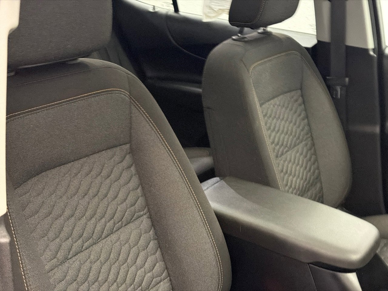 Used 2020 Chevrolet Equinox LT image 11