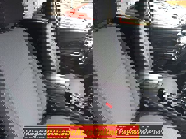 Used 2017 Ford Escape SE w/ Equipment Group 201A image 28