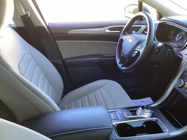 Used 2018 Ford Fusion S FWD image 18