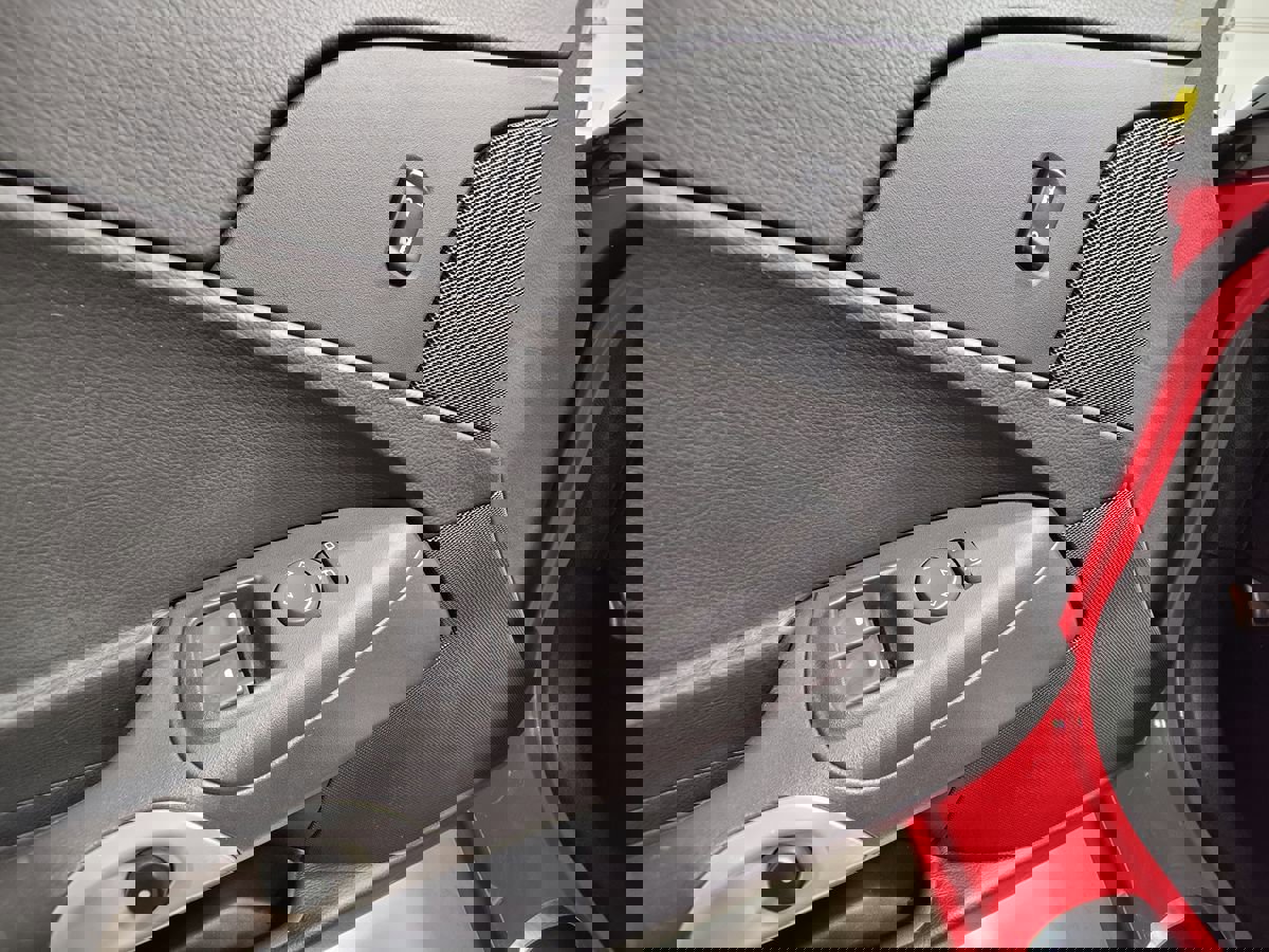 Used 2013 Chevrolet Corvette Grand Sport image 25