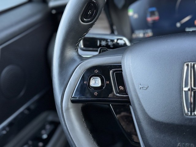 Used 2023 Lincoln Corsair Reserve w/ Equipment Group 201A image 19