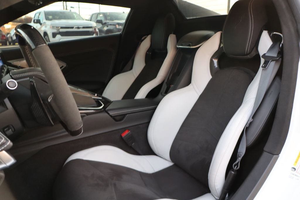 Used 2024 Chevrolet Corvette Z06 image 14