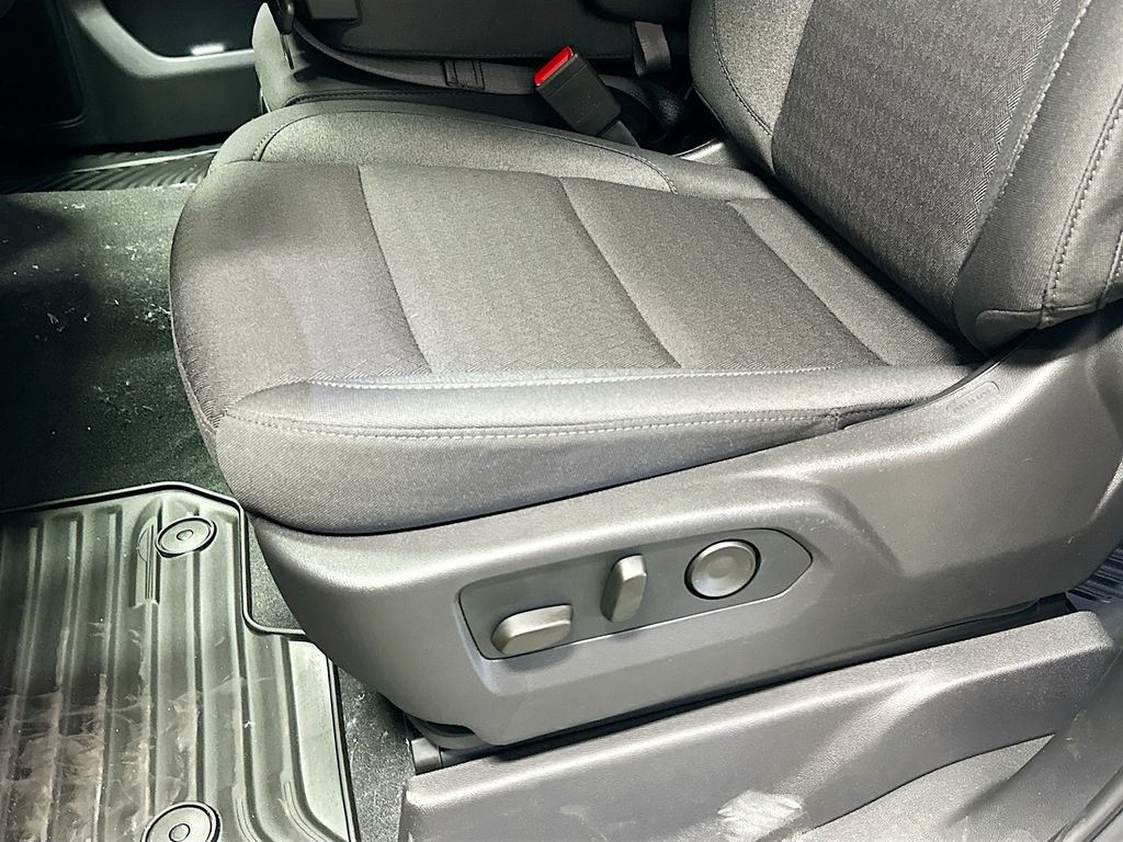 New 2026 Chevrolet Silverado 1500 Custom AWD/4WD image 23