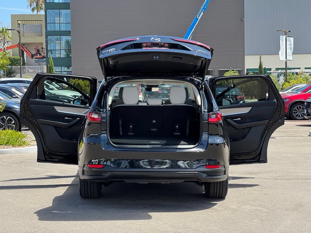 Certified 2025 MAZDA CX-90 Plug-In Hybrid w/ Preferred AWD/4WD image 27