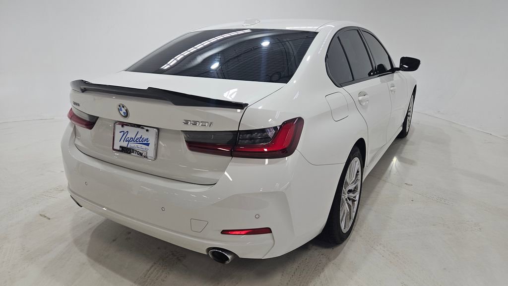 Used 2023 BMW 330i xDrive Sedan w/ Driving Assistance Package AWD/4WD image 7