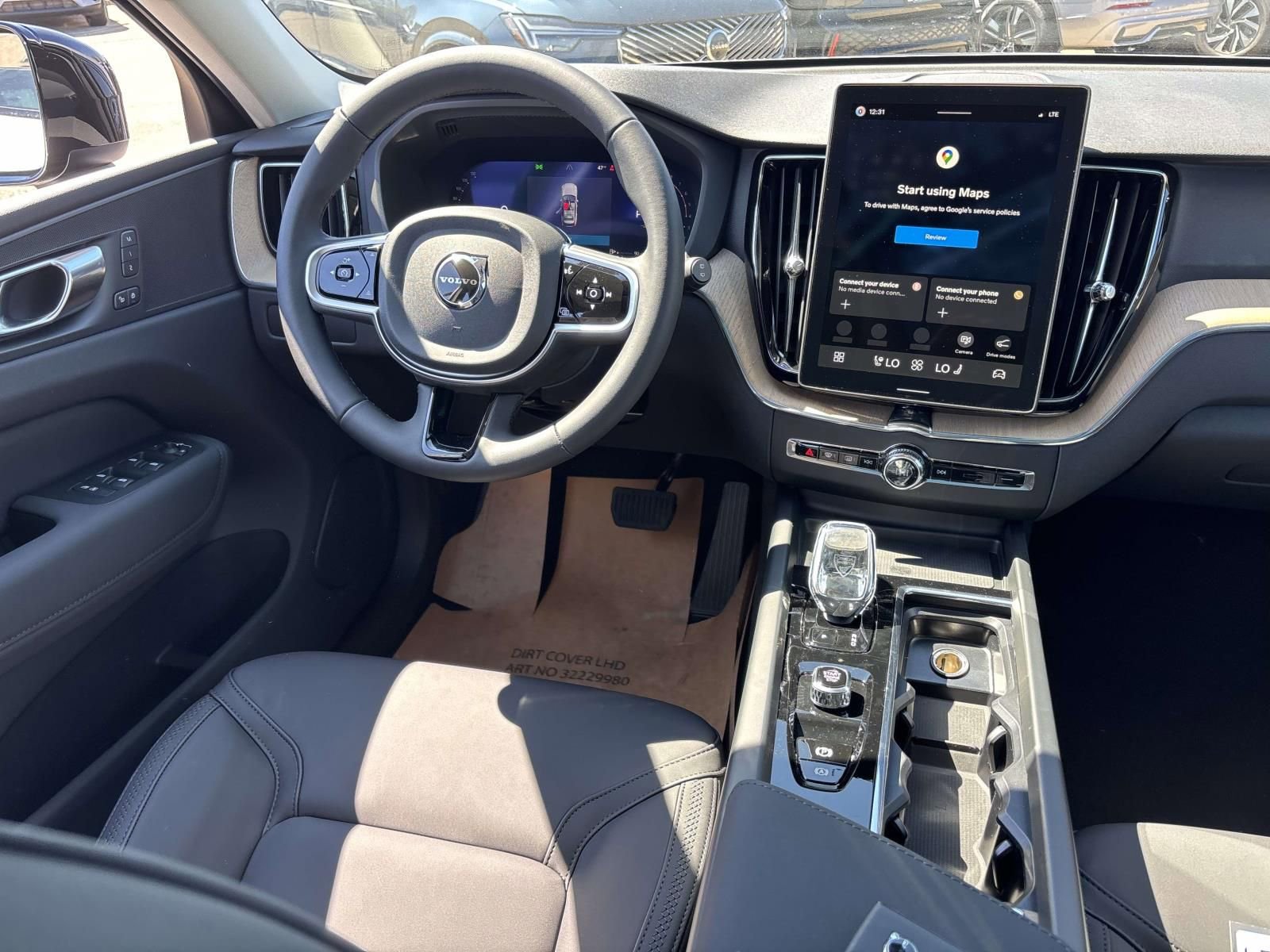 New 2026 Volvo XC60 B5 Plus AWD/4WD image 29