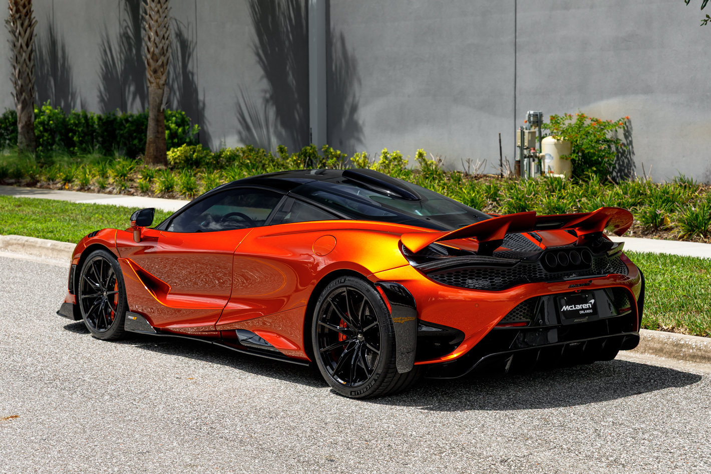 Used 2021 McLaren 765LT RWD image 29
