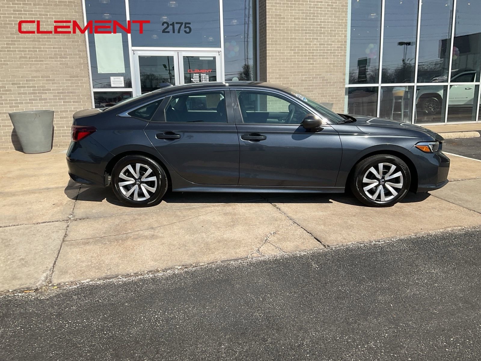 Used 2025 Honda Civic LX image 4