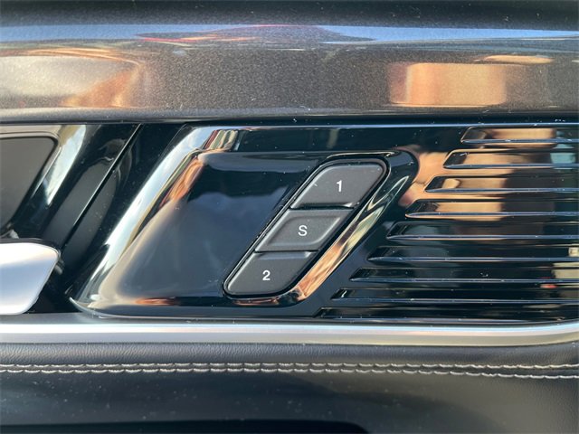 Used 2022 Jeep Wagoneer Series I w/ Premium Group I image 36