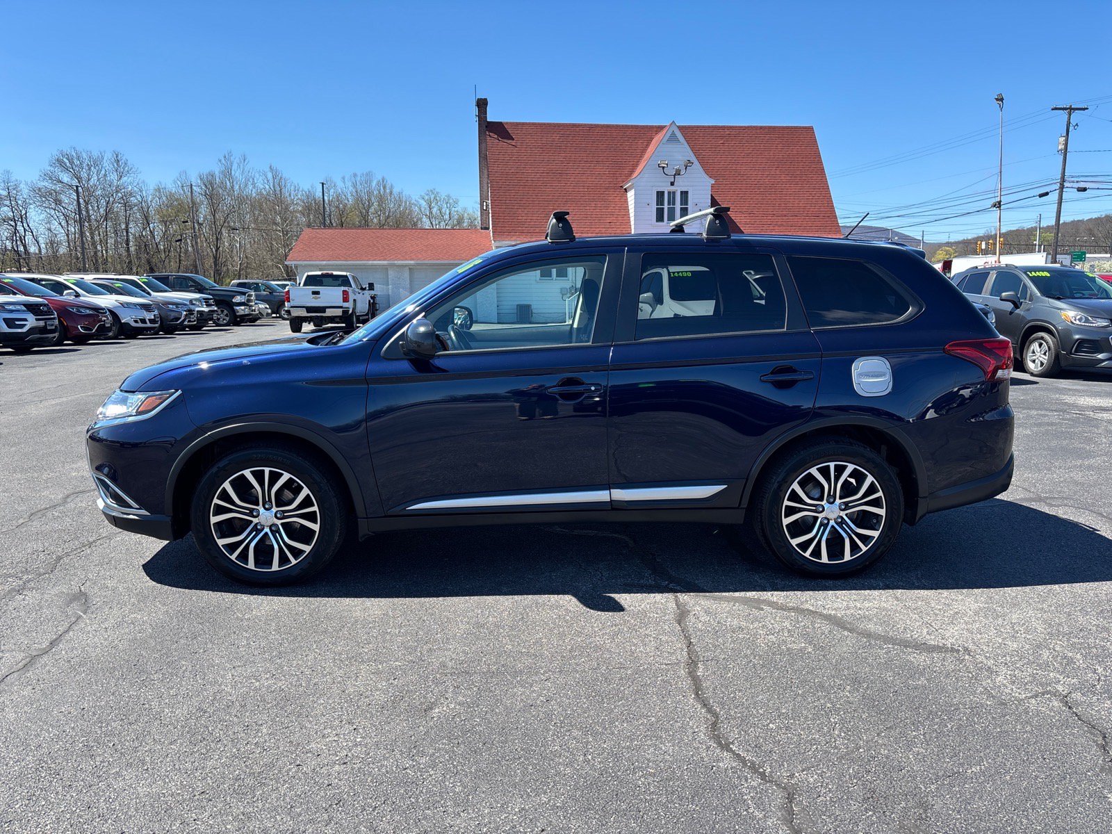Used 2016 Mitsubishi Outlander SE AWD/4WD image 4