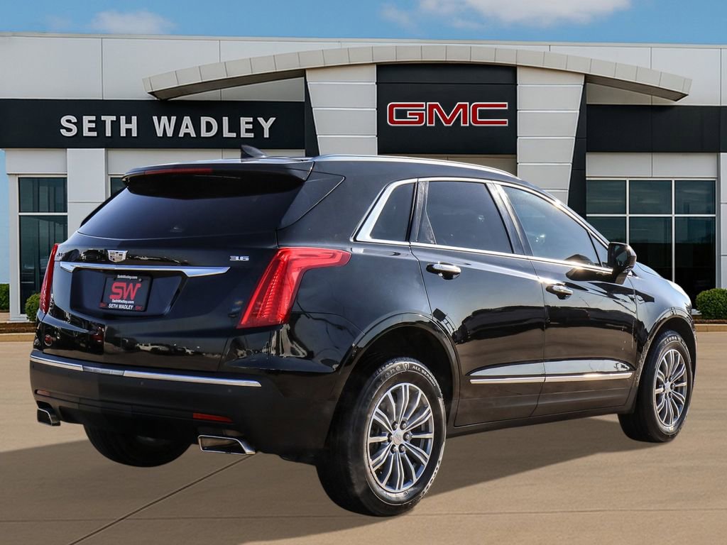 Used 2018 Cadillac XT5 Luxury w/ Driver Awareness Package image 7