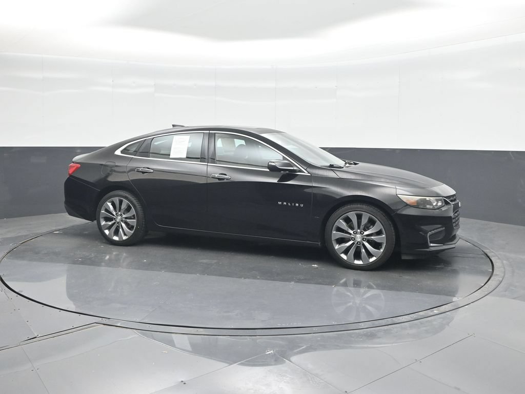 Used 2016 Chevrolet Malibu Premier FWD image 11