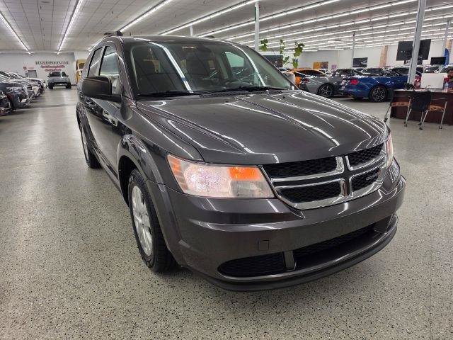 Used 2020 Dodge Journey SE FWD image 4