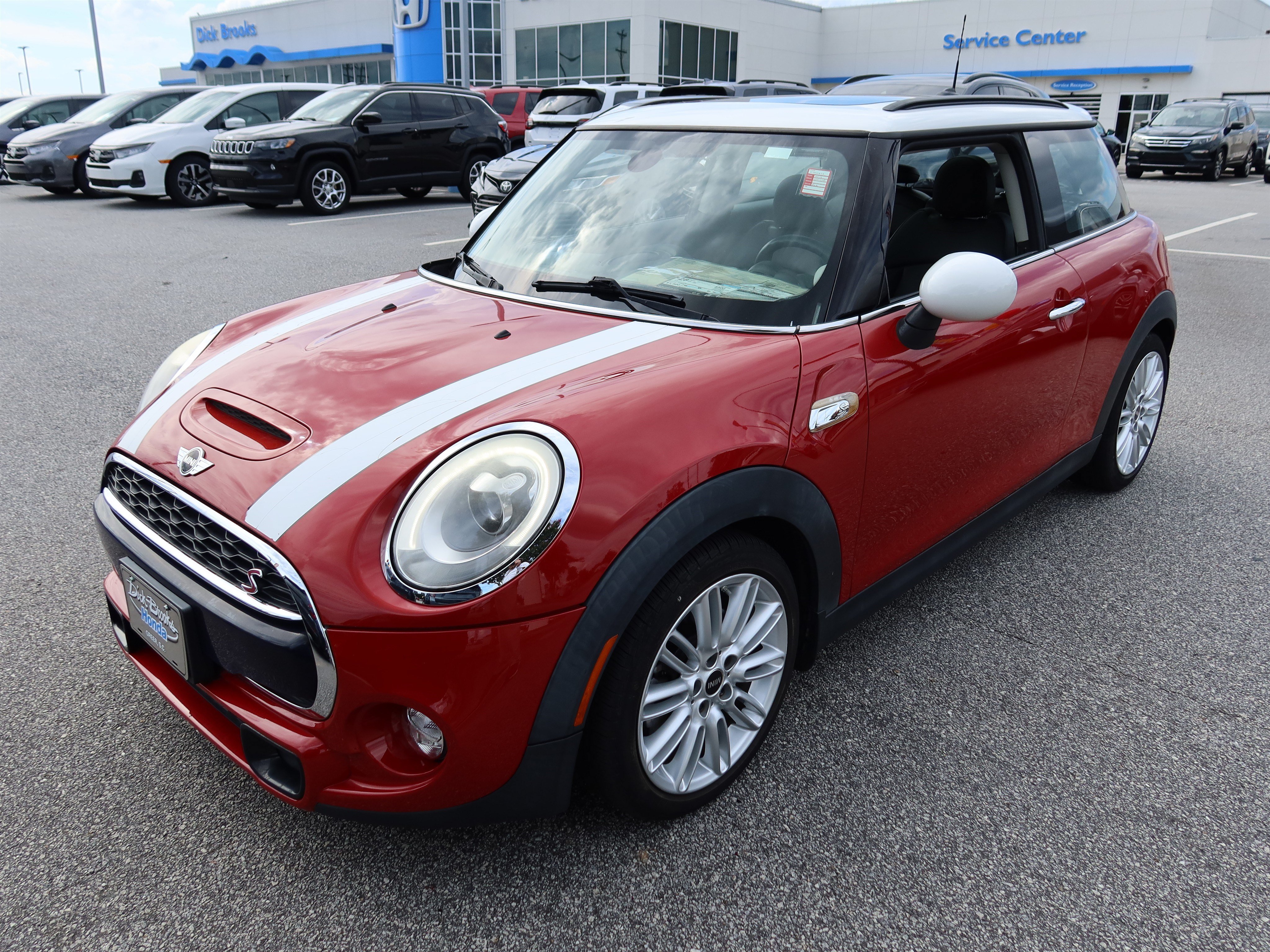 Used 2017 MINI Cooper S FWD image 9