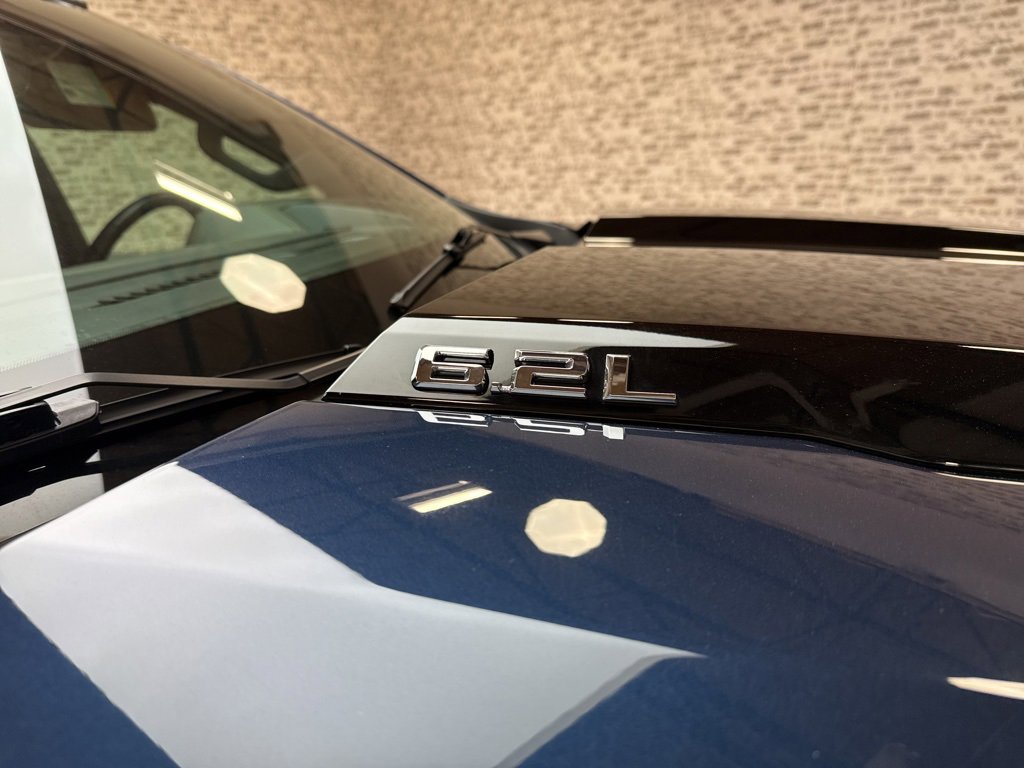 Used 2023 Chevrolet Silverado 1500 ZR2 w/ Technology Package image 11