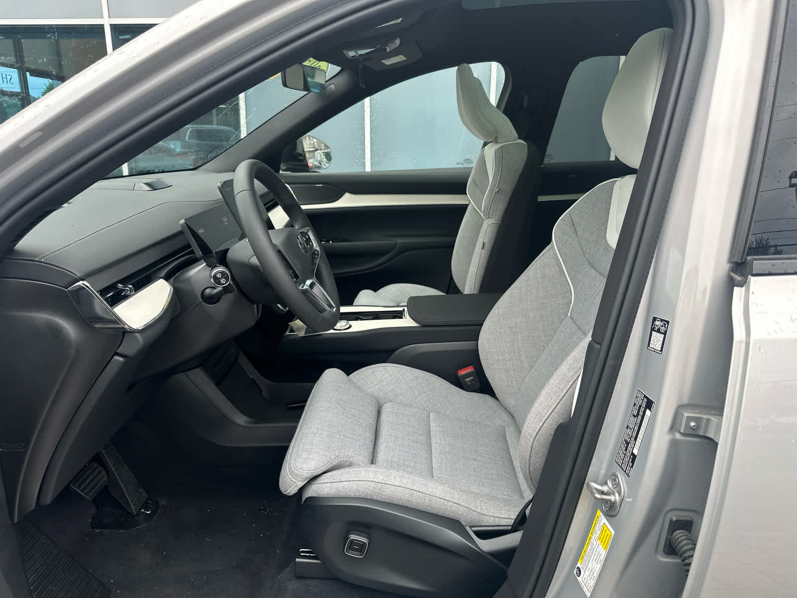 Used 2025 Volvo EX90 Ultra AWD/4WD image 10
